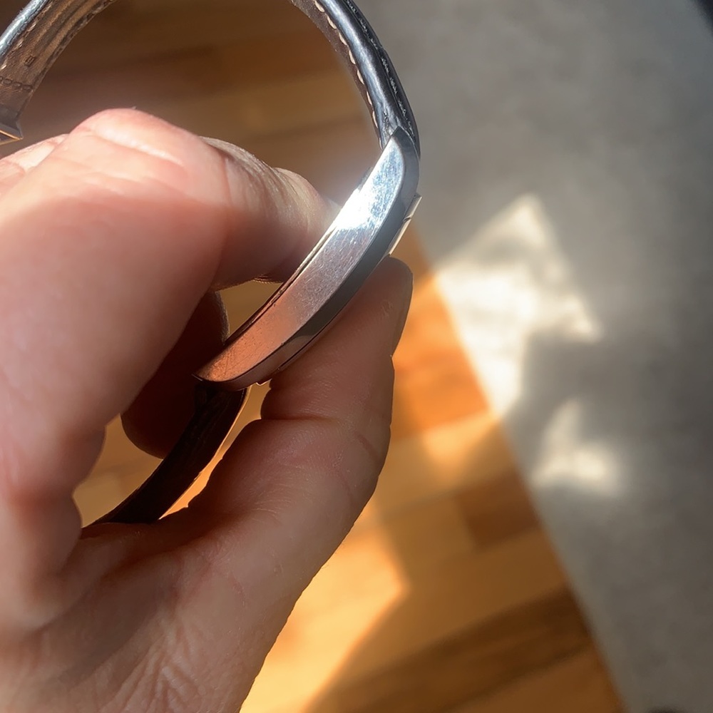 Watch - Picture 5 of 7